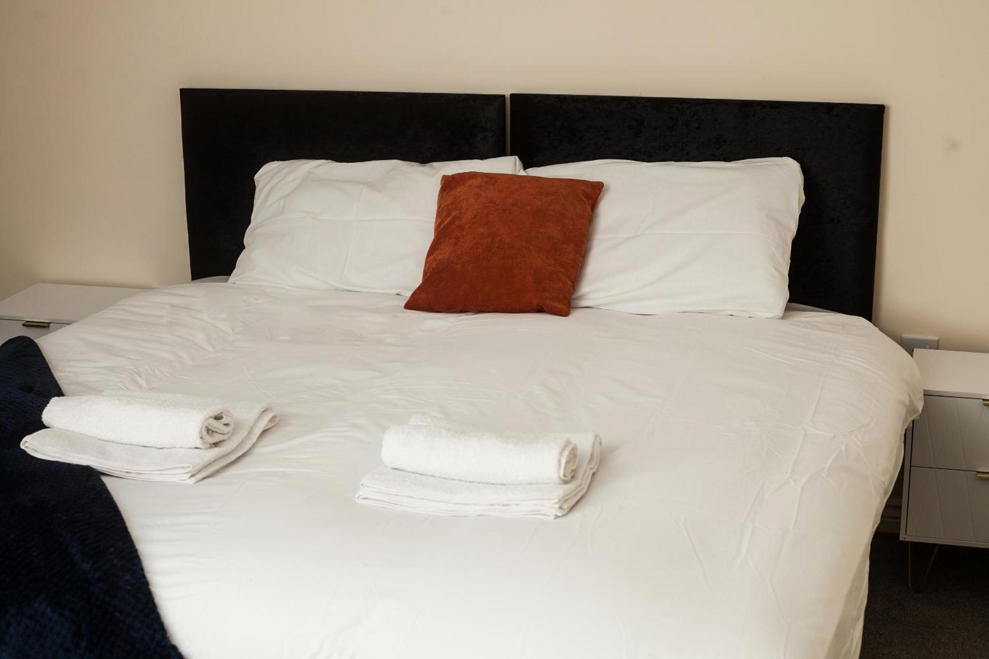 Avril Warwickshire Home Stay 纽尼顿 外观 照片
