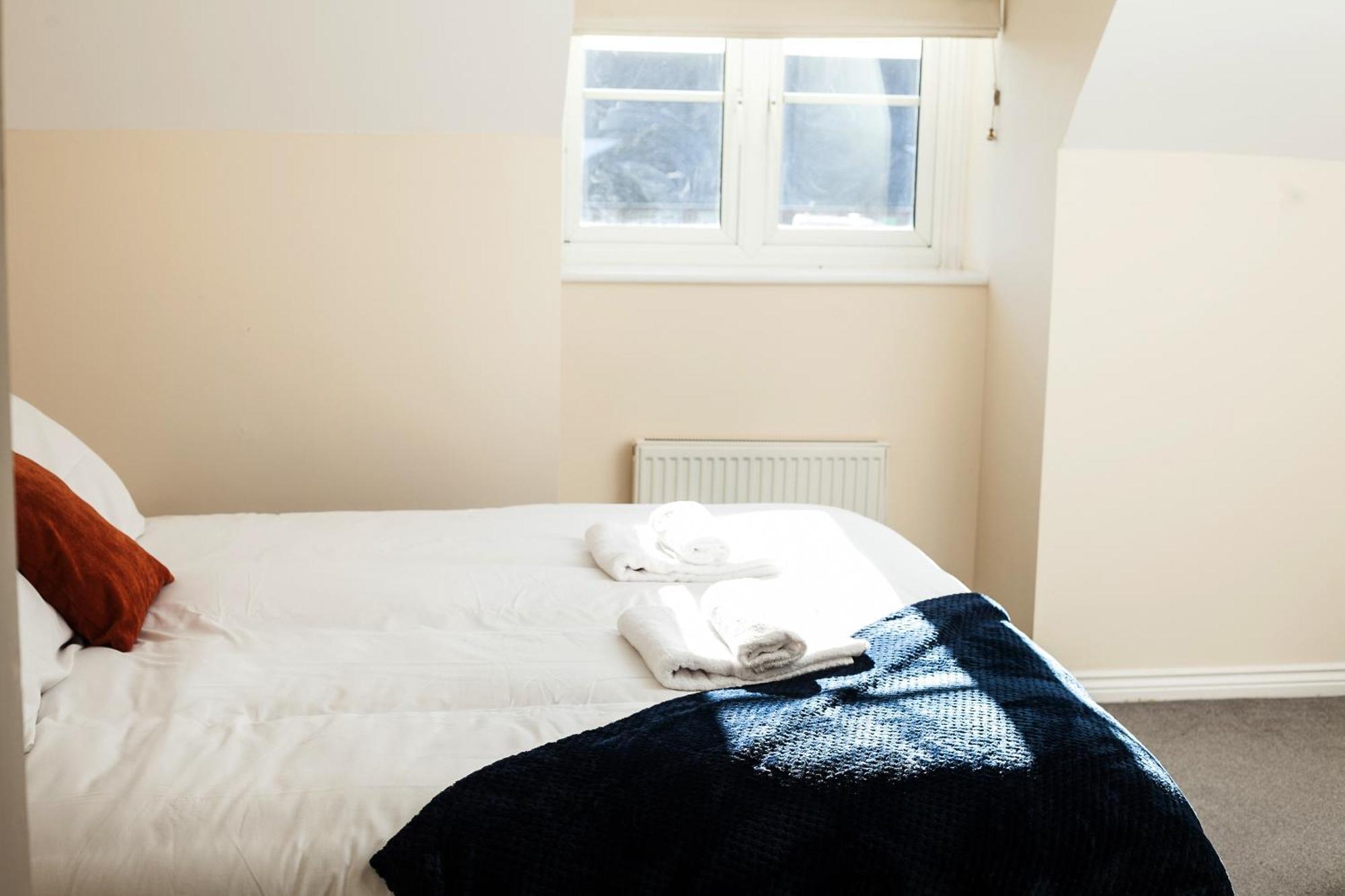 Avril Warwickshire Home Stay 纽尼顿 外观 照片