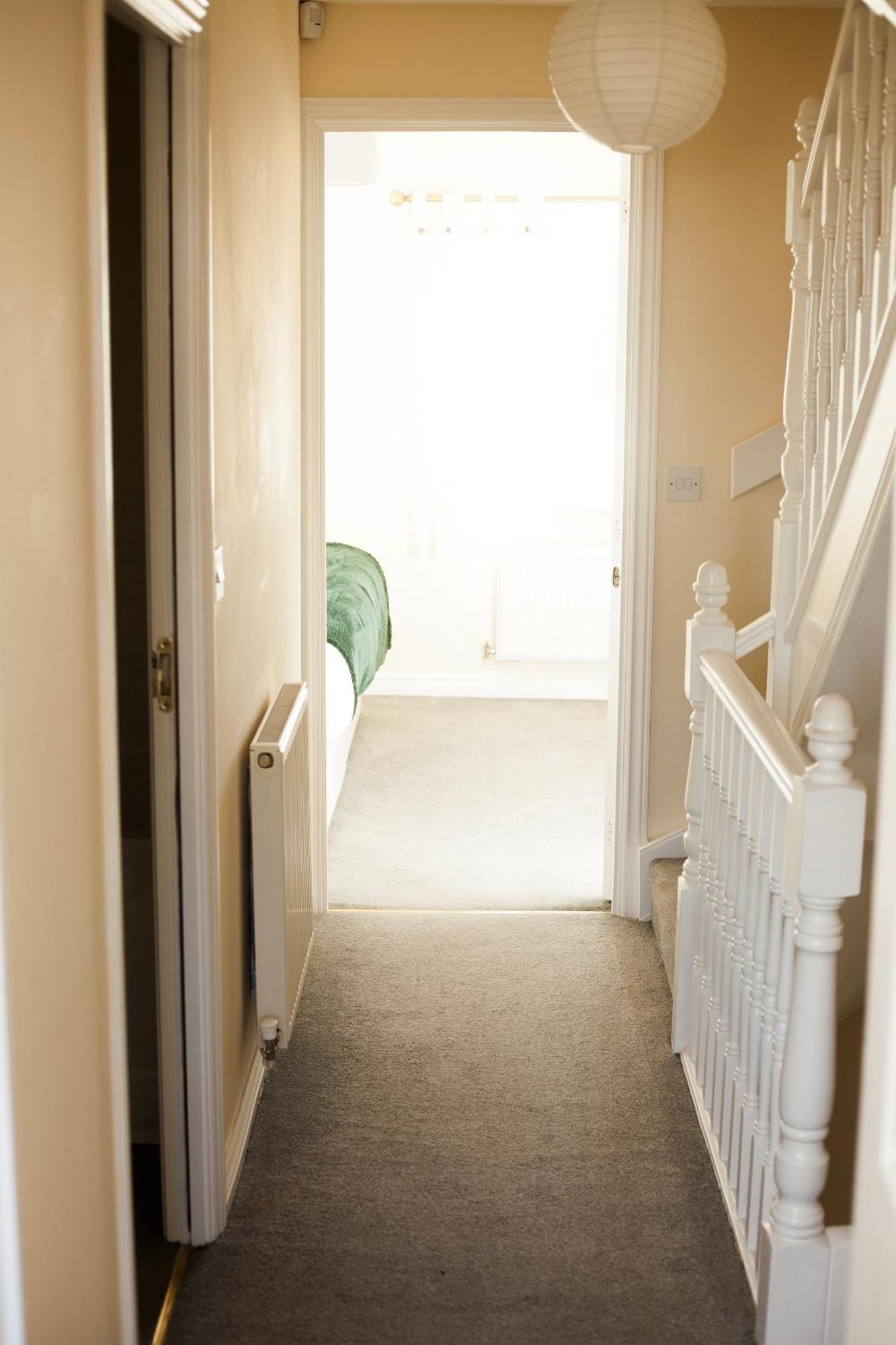 Avril Warwickshire Home Stay 纽尼顿 外观 照片